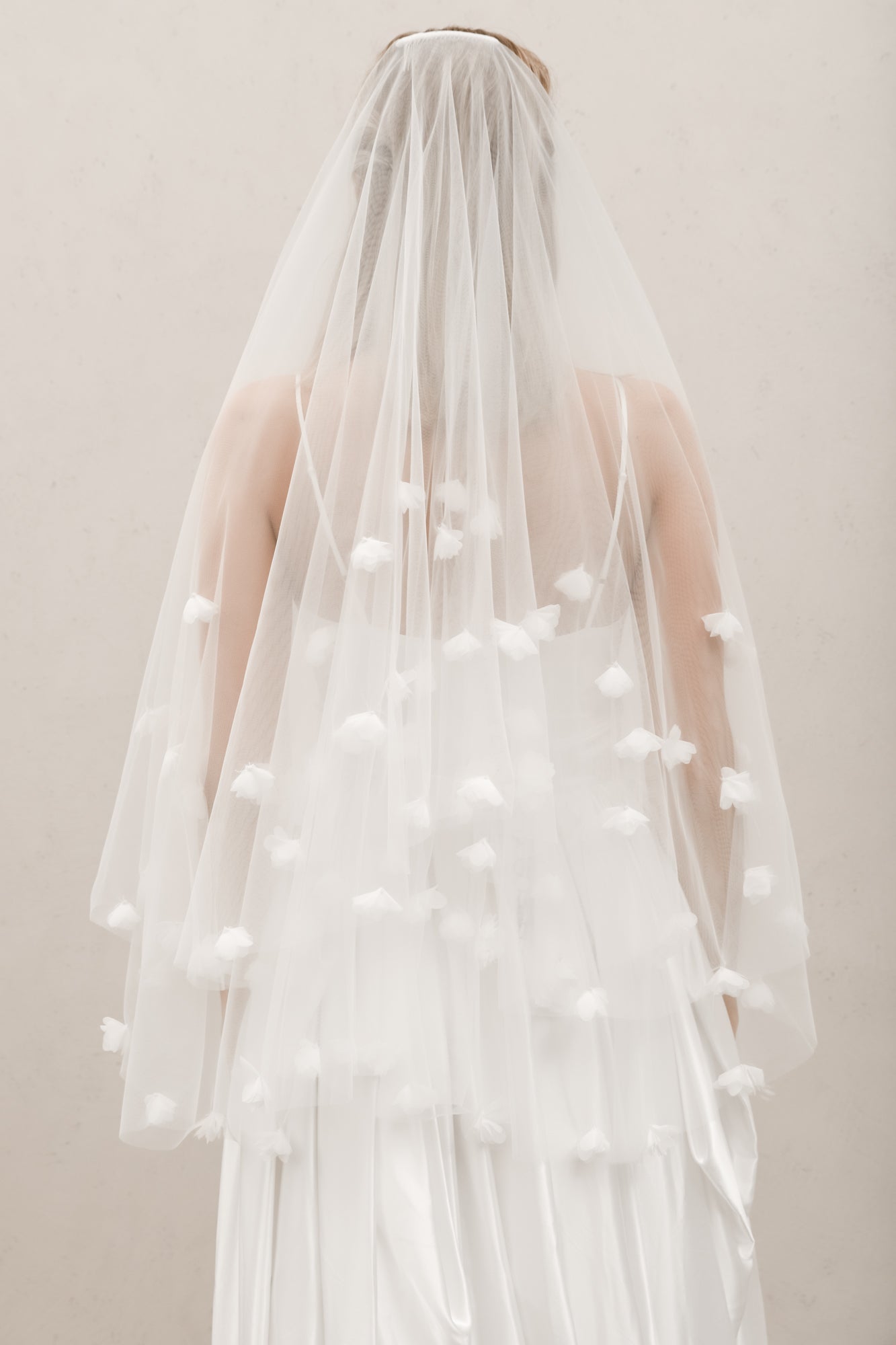 Floral Veil V007 Off White
