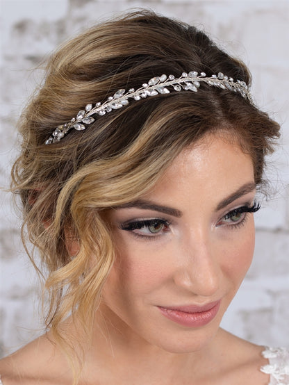 Ivory Pearl and Crystal hairpiece for wedding - CBB Market 